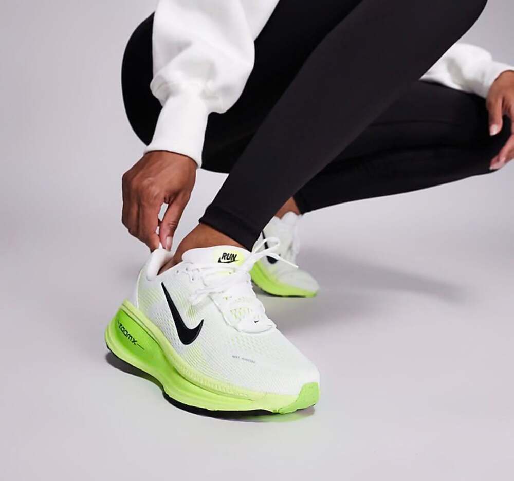 Nike Vomero 18 White Electric Green Volt Running Shoes-6 - Picture 2 of 12